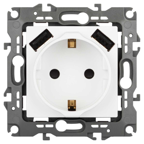 Розетка ЭРА Серия 12 12-4109-01М 2P+E 16A-250В штор. с 2xUSB 5В-3А белый матовый Б0065728