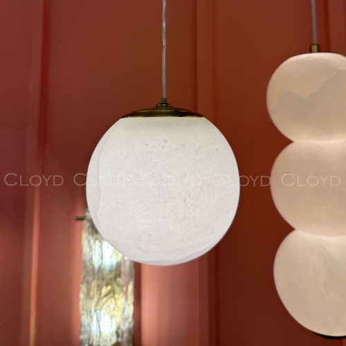 Подвесной светильник Cloyd ORIONIS P1 / выс. 12 см - алебастр - латунь (арт.12353) фото 4 Подвесной светильник Cloyd ORIONIS P1 / выс. 12 см - алебастр - латунь (арт.12353) фото 4