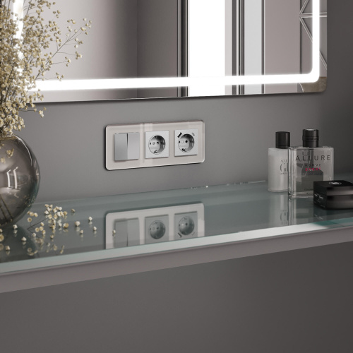 Рамка из стекла на 3 поста Elite дымчатый W0032417 фото 6