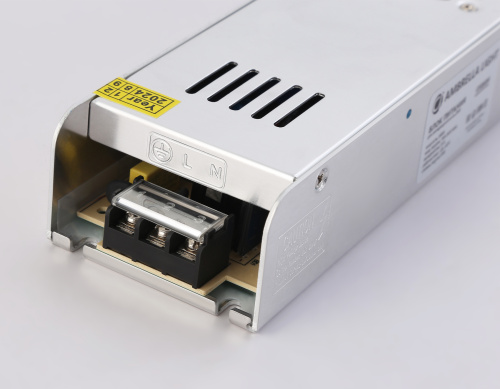 Блок питания с EMC 24В 360Вт 185-260В IP20 223*67*40 фото 2 Блок питания с EMC 24В 360Вт 185-260В IP20 223*67*40 фото 2