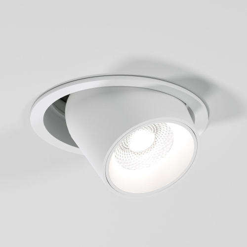 Потолочный светодиодный светильник поворотный Conner 8W 4000K белый 25086/LED Потолочный светодиодный светильник поворотный Conner 8W 4000K белый 25086/LED