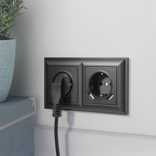 Рамка из пластика на 2 поста Fiore черный W0022208 фото 2 Рамка из пластика на 2 поста Fiore черный W0022208 фото 2