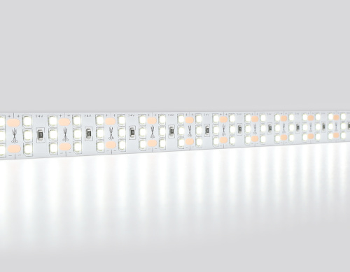 Светодиодная лента трехрядная 24В 2835 324Led 26Вт/м 6500K IP20 5м фото 2
