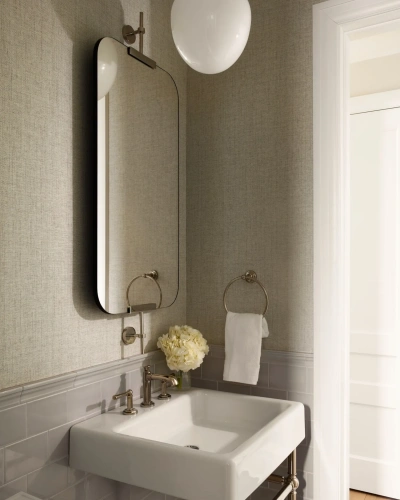 Серебряное настенное зеркало "Линарес" Серебряное настенное зеркало "Линарес"