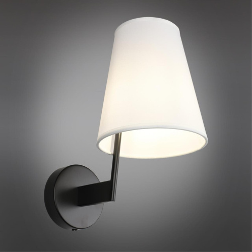 Светильник настенный (Бра) OML-68611-01 фото 3 Светильник настенный (Бра) OML-68611-01 фото 3