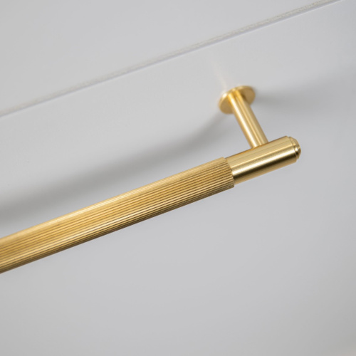 Ручка-скоба Pull Bar Linear Medium Brass фото 3