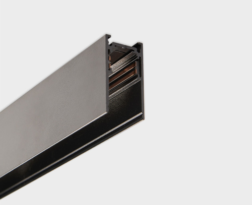 IT012-5031 black накладной магнитный шинопровод IT012-5031 black накладной магнитный шинопровод