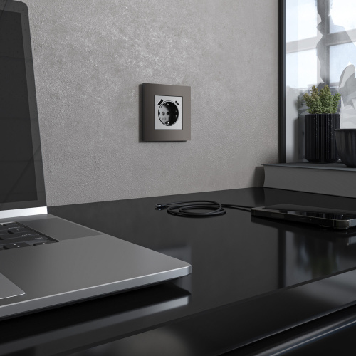 Рамка из поликарбоната на 1 пост Slab бронза софт W0012963 фото 3