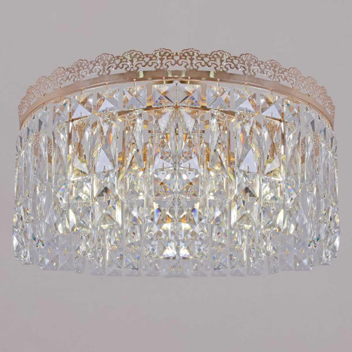 Люстра Reluce 90329-0.3-08 FGD