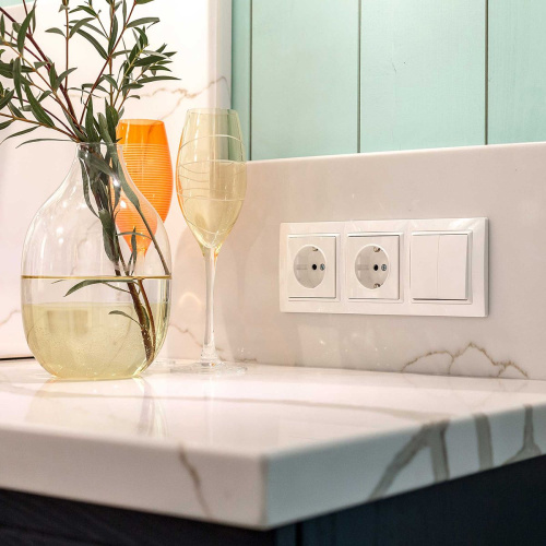 Выключатель двухклавишный проходной (белый) W1122001 фото 4 Выключатель двухклавишный проходной (белый) W1122001 фото 4