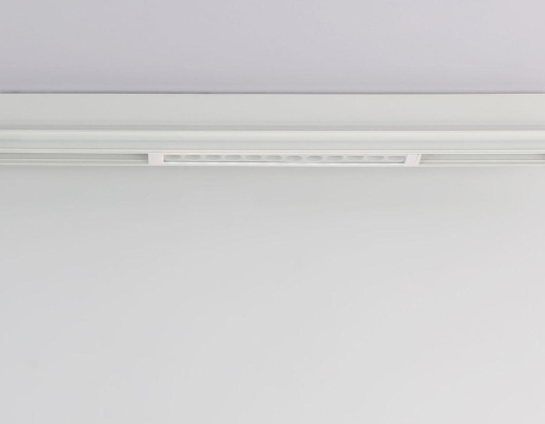 Трековый светодиодный светильник Ambrella Light Track System Magnetic 220V GL1301 фото 7