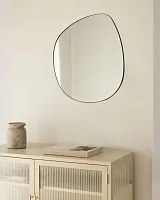 Ассиметричное настенное зеркало “Анора”