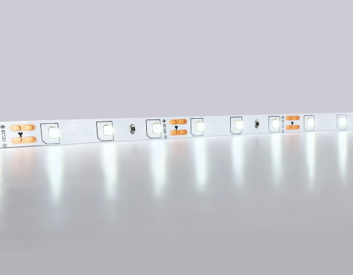 Светодиодная лента 12В 2835 60Led 4.8Вт/м 6500K IP20 5м фото 2 Светодиодная лента 12В 2835 60Led 4.8Вт/м 6500K IP20 5м фото 2