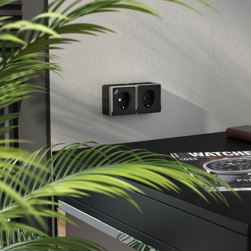 Розетка с заземлением, шторками и USB тип A+C Gallant чёрный хром W5071735 фото 3 Розетка с заземлением, шторками и USB тип A+C Gallant чёрный хром W5071735 фото 3