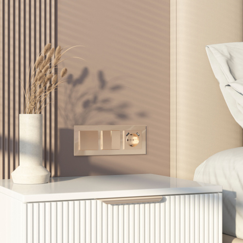 Рамка из стекла на 3 поста Favorit шампань W0031111 фото 4