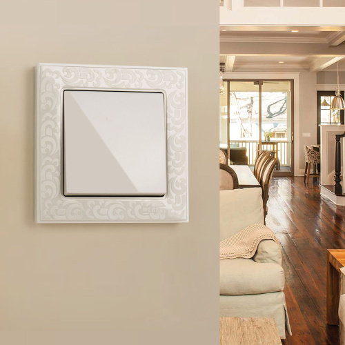 Выключатель одноклавишный проходной (слоновая кость) W1112003 фото 2