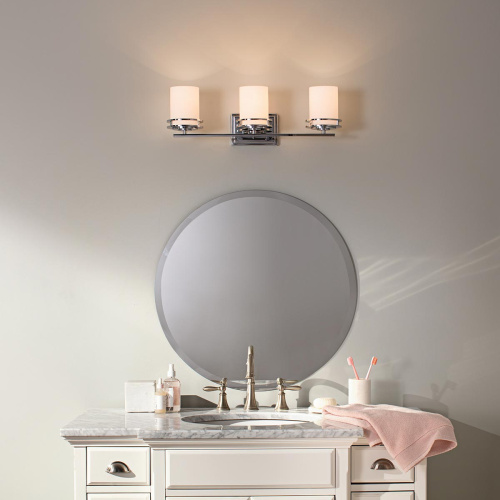 Бра для ванных комнат KL-HENDRIK3-BATH Kichler, арт. KL-HENDRIK3-BATH фото 6 Бра для ванных комнат KL-HENDRIK3-BATH Kichler, арт. KL-HENDRIK3-BATH фото 6
