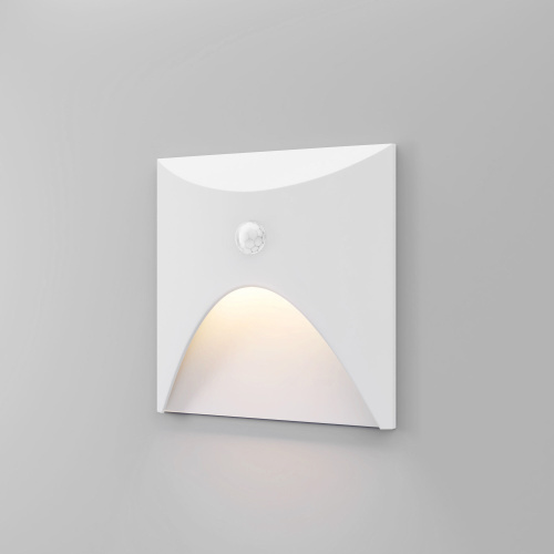 Подсветка для лестниц с датчиком движения 40158/LED фото 2 Подсветка для лестниц с датчиком движения 40158/LED фото 2