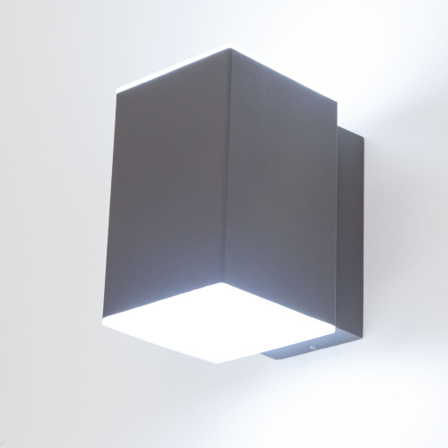 Citilux GARDA CLU0002 LED Уличный настенный светильник Графит фото 6 Citilux GARDA CLU0002 LED Уличный настенный светильник Графит фото 6