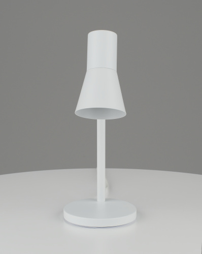 Лампа настольная Moderli V11324-1T Melro фото 3 Лампа настольная Moderli V11324-1T Melro фото 3