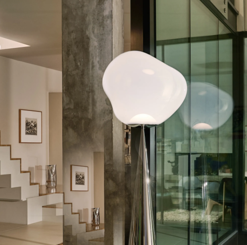 Торшер Melt Cone Fat Opal/Silver LED фото 4 Торшер Melt Cone Fat Opal/Silver LED фото 4