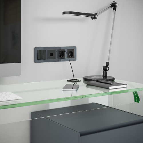 Рамка из стекла на 4 поста Elite графит W0042440 фото 6 Рамка из стекла на 4 поста Elite графит W0042440 фото 6