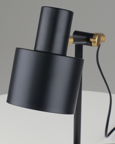 Лампа настольная Moderli V11263-1T Artis фото 10 Лампа настольная Moderli V11263-1T Artis фото 10