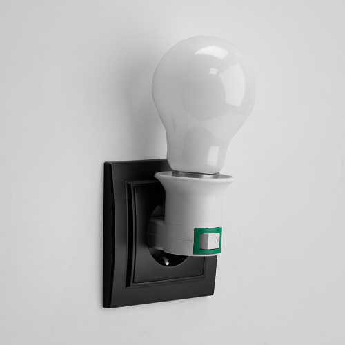 LH61 Патрон-переходник с E27 на розетку (для лампы E27), с выключ., 250V, пластик, белый, 39*64мм фото 3