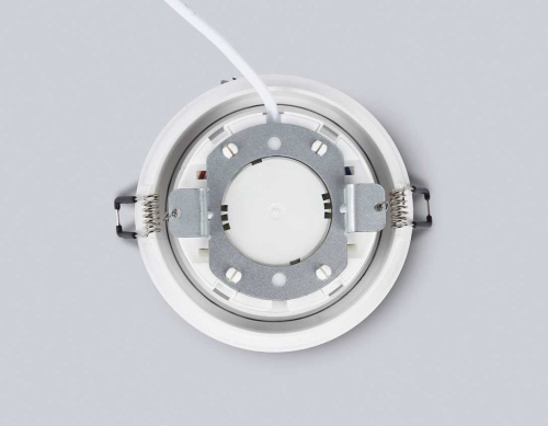 Светильник встраиваемый Ambrella Light TN6601 фото 6