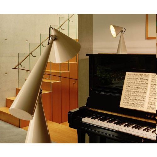 Настольная лампа Pose Portable Putty фото 2 Настольная лампа Pose Portable Putty фото 2