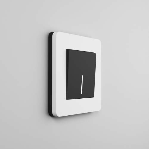 Рамка из поликарбоната на 1 пост Split белый/черный, soft-touch W0013068 фото 4