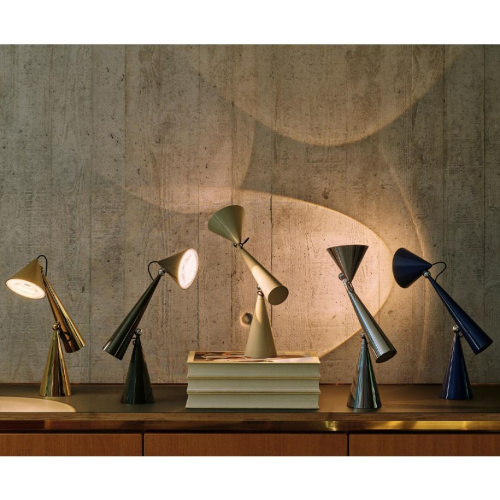 Настольная лампа Pose Task Light Gold фото 4 Настольная лампа Pose Task Light Gold фото 4