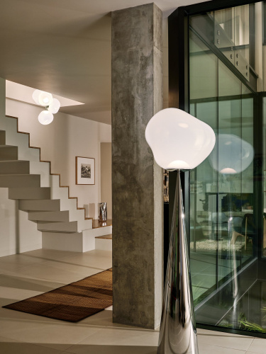 Торшер Melt Cone Fat Opal/Silver LED фото 6 Торшер Melt Cone Fat Opal/Silver LED фото 6