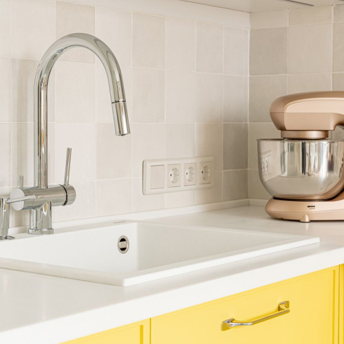 Рамка из поликарбоната на 4 поста Stream перламутровый W0042113 фото 2