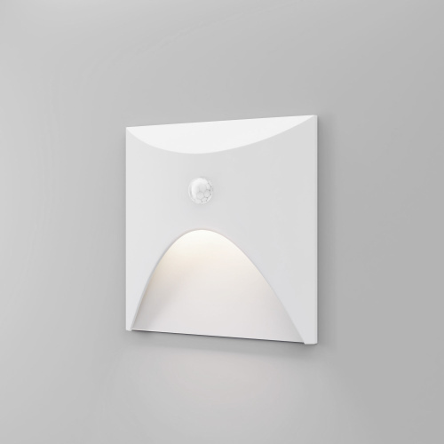 Подсветка для лестниц с датчиком движения 40158/LED фото 2 Подсветка для лестниц с датчиком движения 40158/LED фото 2