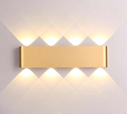 3893/8WL HIGHTECH ODL20 000 золотистый/металл Настенный светильник LED 3000K 8W 220V MAGNUM 3893/8WL HIGHTECH ODL20 000 золотистый/металл Настенный светильник LED 3000K 8W 220V MAGNUM