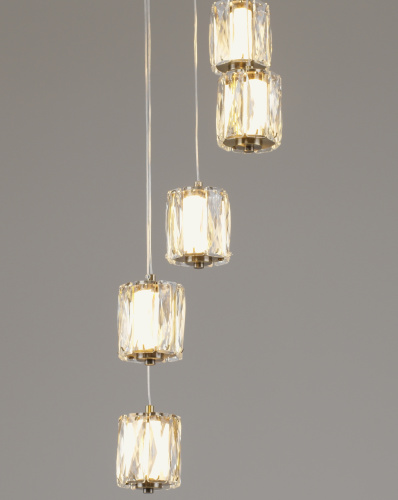 Светильник подвесной светодиодный Moderli V11713-PL Prismique фото 4 Светильник подвесной светодиодный Moderli V11713-PL Prismique фото 4