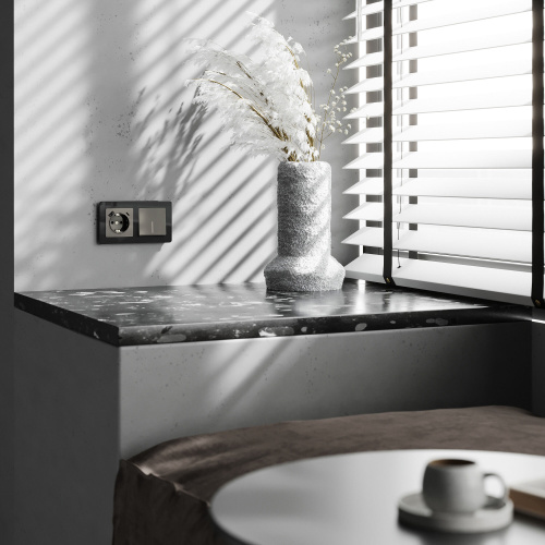 Выключатель одноклавишный с подсветкой (графит акрил) W1110144 фото 3