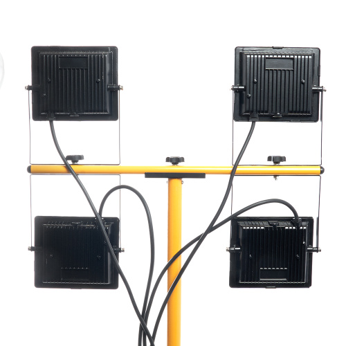 Светодиодный прожектор Feron LL-506 на штативе IP65 4*50W 6400K фото 6 Светодиодный прожектор Feron LL-506 на штативе IP65 4*50W 6400K фото 6