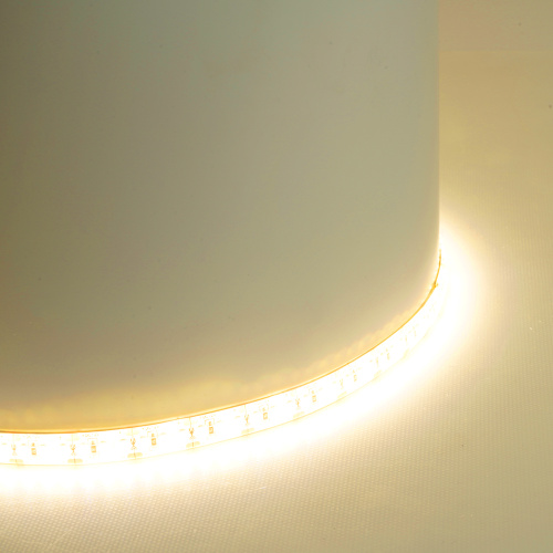 Светодиодная Светодиодная LED лента Feron LS626, 180SMD(2835)/m 17W/m 12V 5000*10*1,22мм 3000К IP65 фото 3