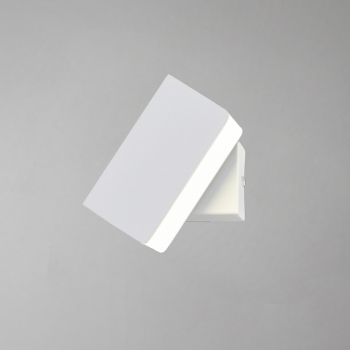 Настенный светильник Escada 10227/1 LED*2W White фото 5