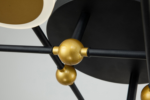 Потолочный светильник Escada 10247/8 LED LED*63W Black/Gold фото 5 Потолочный светильник Escada 10247/8 LED LED*63W Black/Gold фото 5