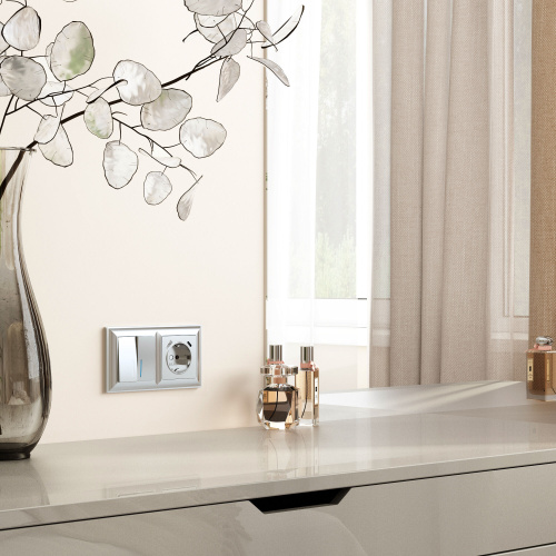 Рамка из поликарбоната на 2 поста Fiore серебряный W0022206 фото 2 Рамка из поликарбоната на 2 поста Fiore серебряный W0022206 фото 2