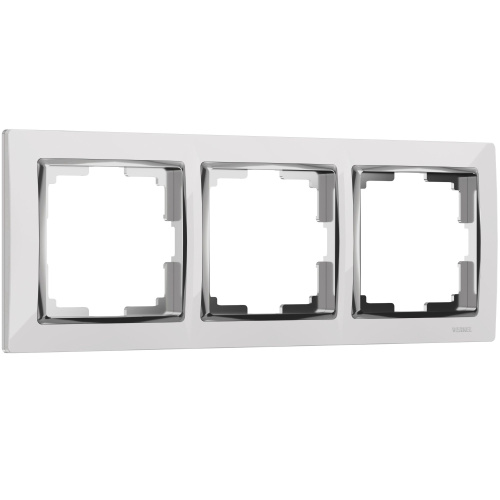 Рамка из поликарбоната на 3 поста Snabb белый/хром W0031901 Рамка из поликарбоната на 3 поста Snabb белый/хром W0031901