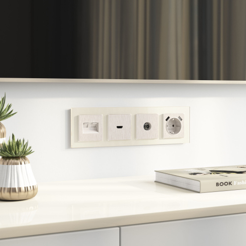 ТВ-розетка оконечная (перламутровый рифленый) W1183013 фото 4 ТВ-розетка оконечная (перламутровый рифленый) W1183013 фото 4