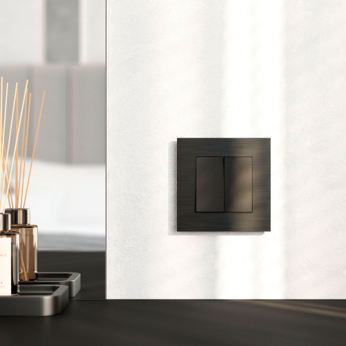 Рамка из металла на 1 пост АluMax черный алюминий W0013508 фото 3 Рамка из металла на 1 пост АluMax черный алюминий W0013508 фото 3