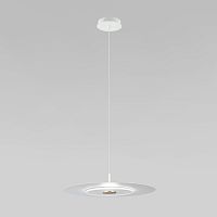 Подвесной светильник с металлическим плафоном 40031/1 LED / белый