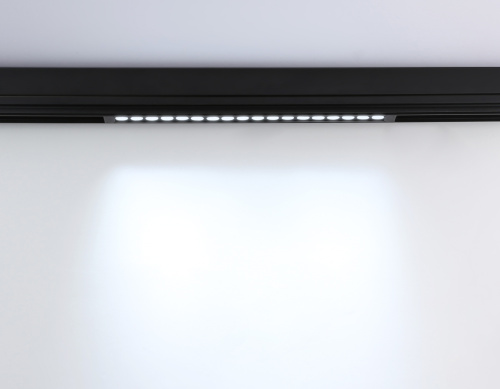 Трековый линейный светильник с памятью Switch-3CCT 3000K-6000K 24Вт 24° фото 6 Трековый линейный светильник с памятью Switch-3CCT 3000K-6000K 24Вт 24° фото 6