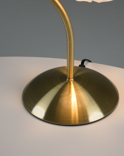 Лампа настольная Moderli V11012-T Flake фото 2 Лампа настольная Moderli V11012-T Flake фото 2