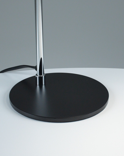 Лампа настольная Moderli V10996-T Page фото 2 Лампа настольная Moderli V10996-T Page фото 2